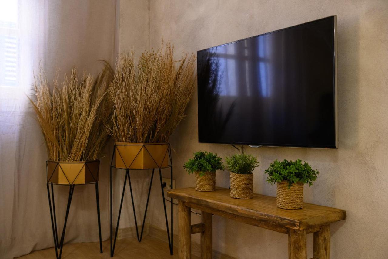 The In Town Apartment - With A Private Terrace Corfu  Esterno foto