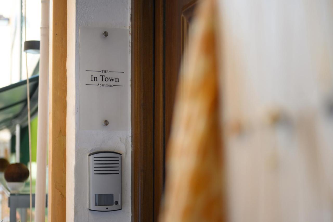 The In Town Apartment - With A Private Terrace Corfu  Esterno foto